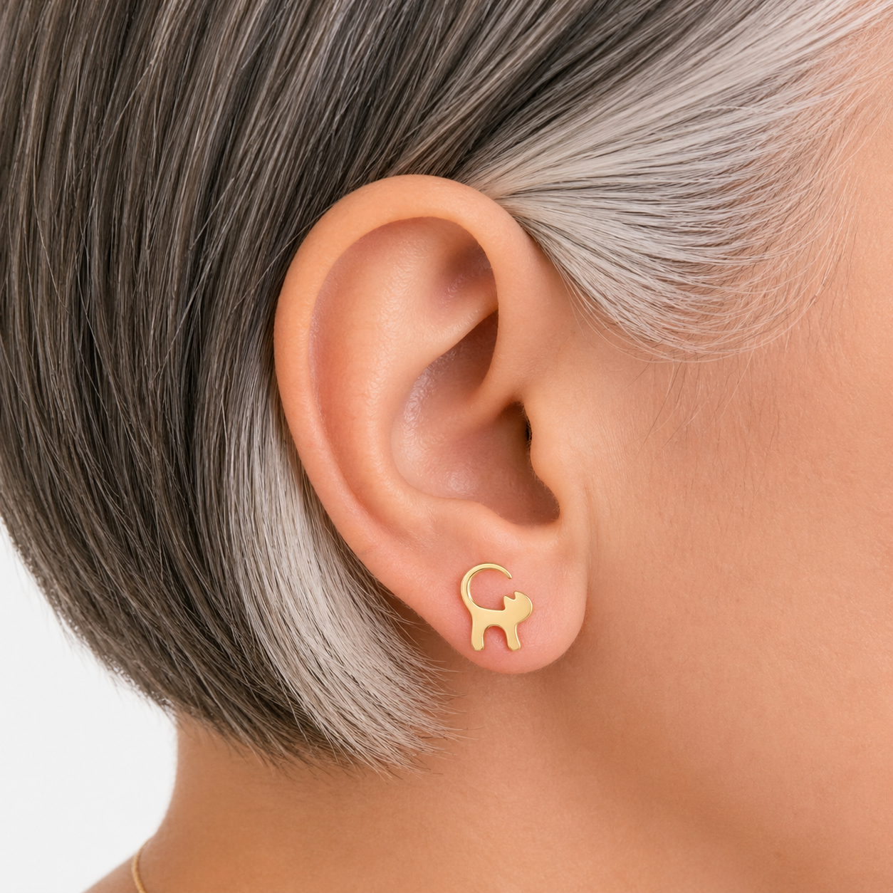 Curved Tail Cat Stud Earrings